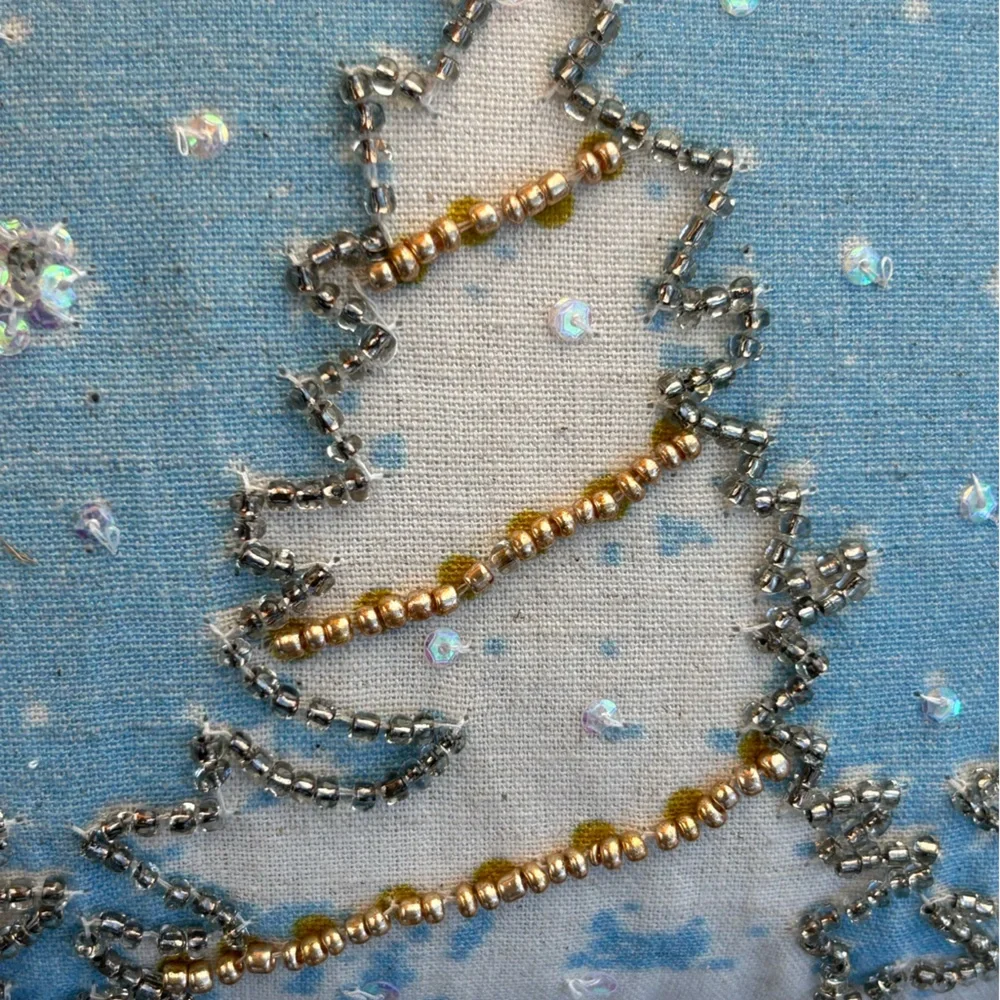 Jingles & Joy pillow ‘Winter Wonderland’ beaded sequins light blue white NWT